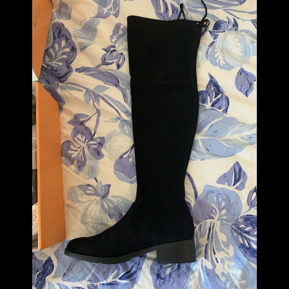 Unisa NWT Faux Suede Wide Over-the-Knee Boots